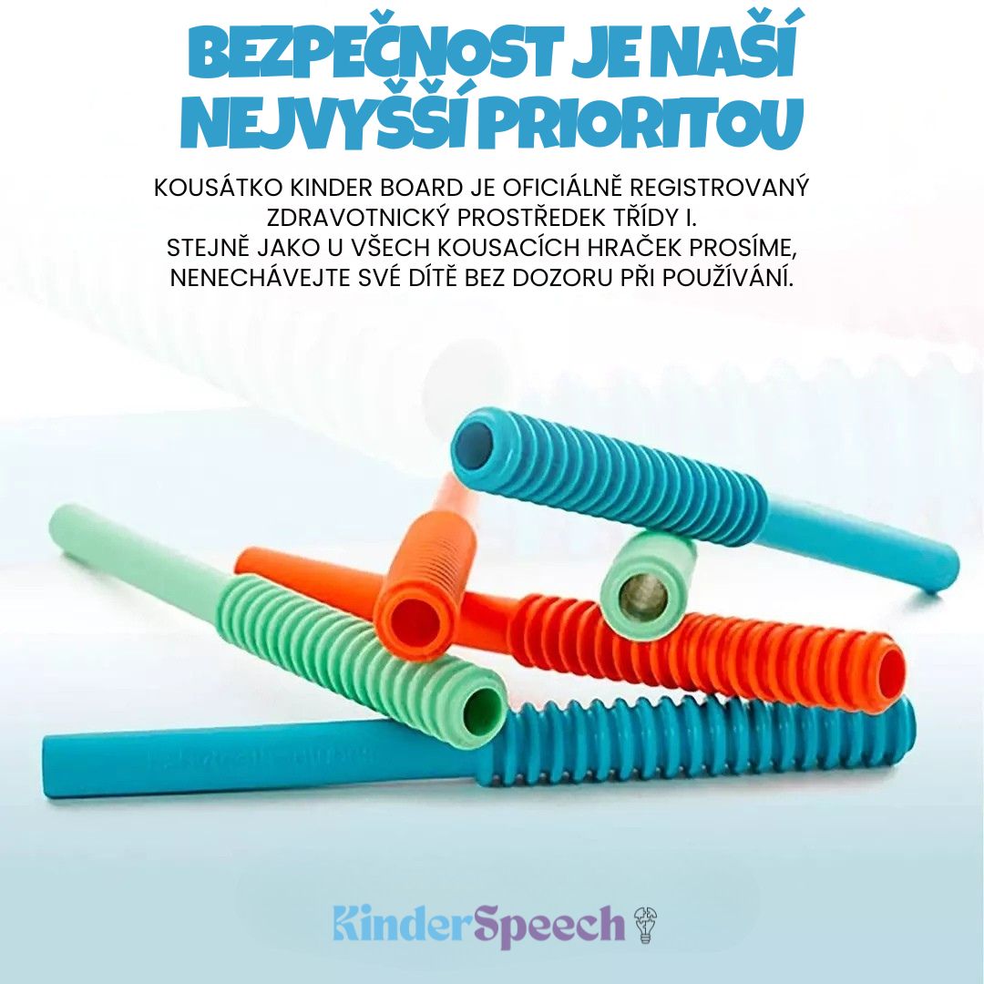 Informační grafika KinderSpeech o bezpečnosti kousátek Kinder Board, která jsou registrovaná jako zdravotnický prostředek třídy I. Text zdůrazňuje, že bezpečnost je prioritou, a obsahuje upozornění, aby děti nenechávaly při používání kousacích hraček bez dozoru. Na obrázku je zobrazeno několik barevných kousátek s různými povrchovými texturami.